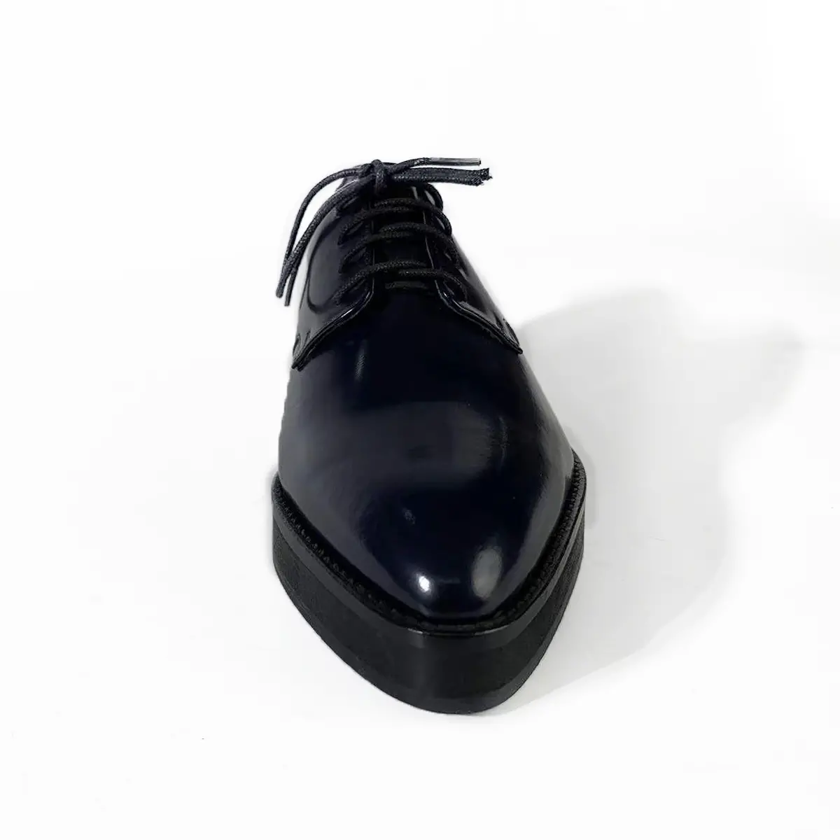 Women pointed toe dress shoe in black genuine leather