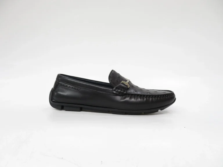 shoe supplier