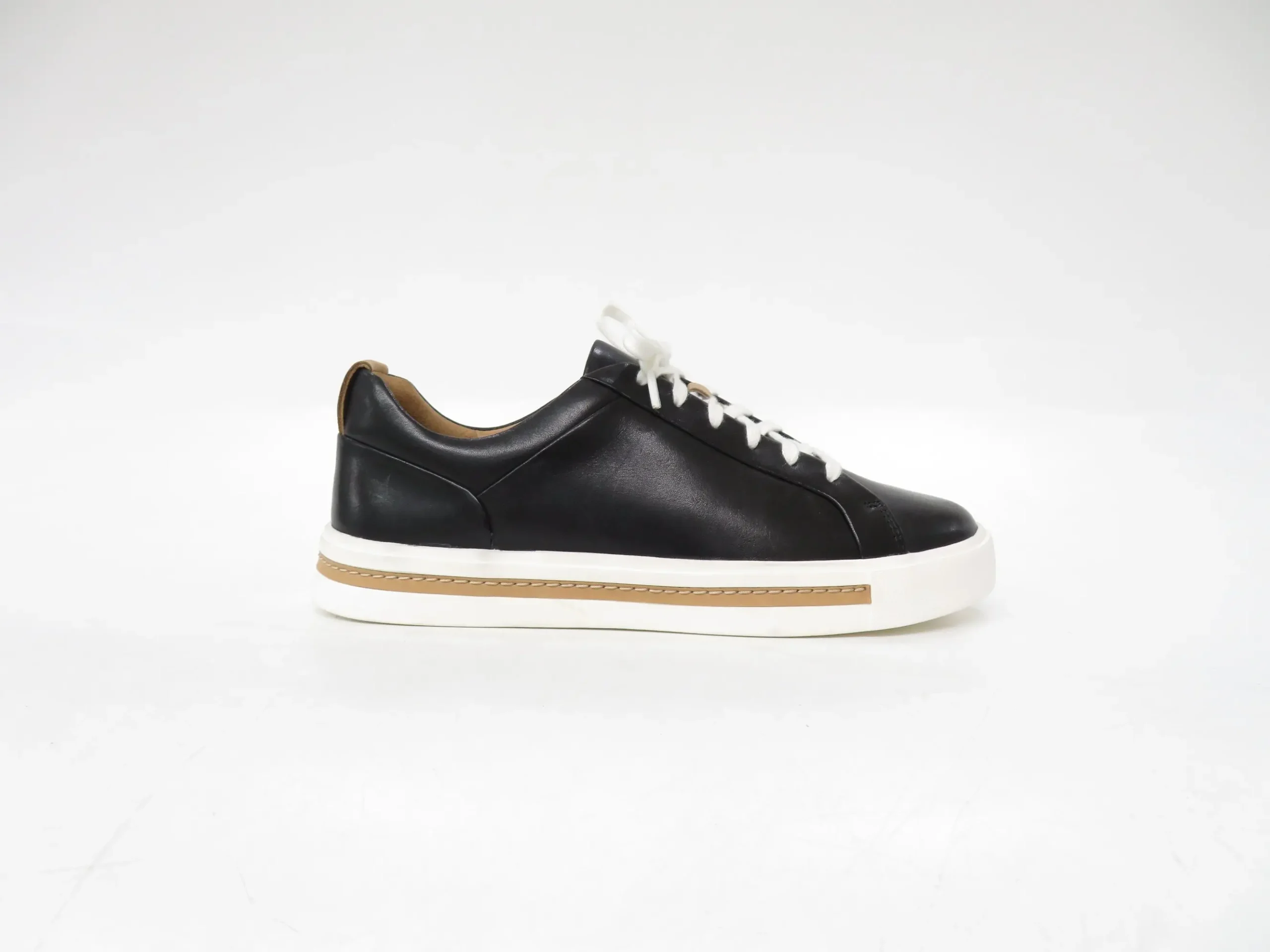 sport shoes