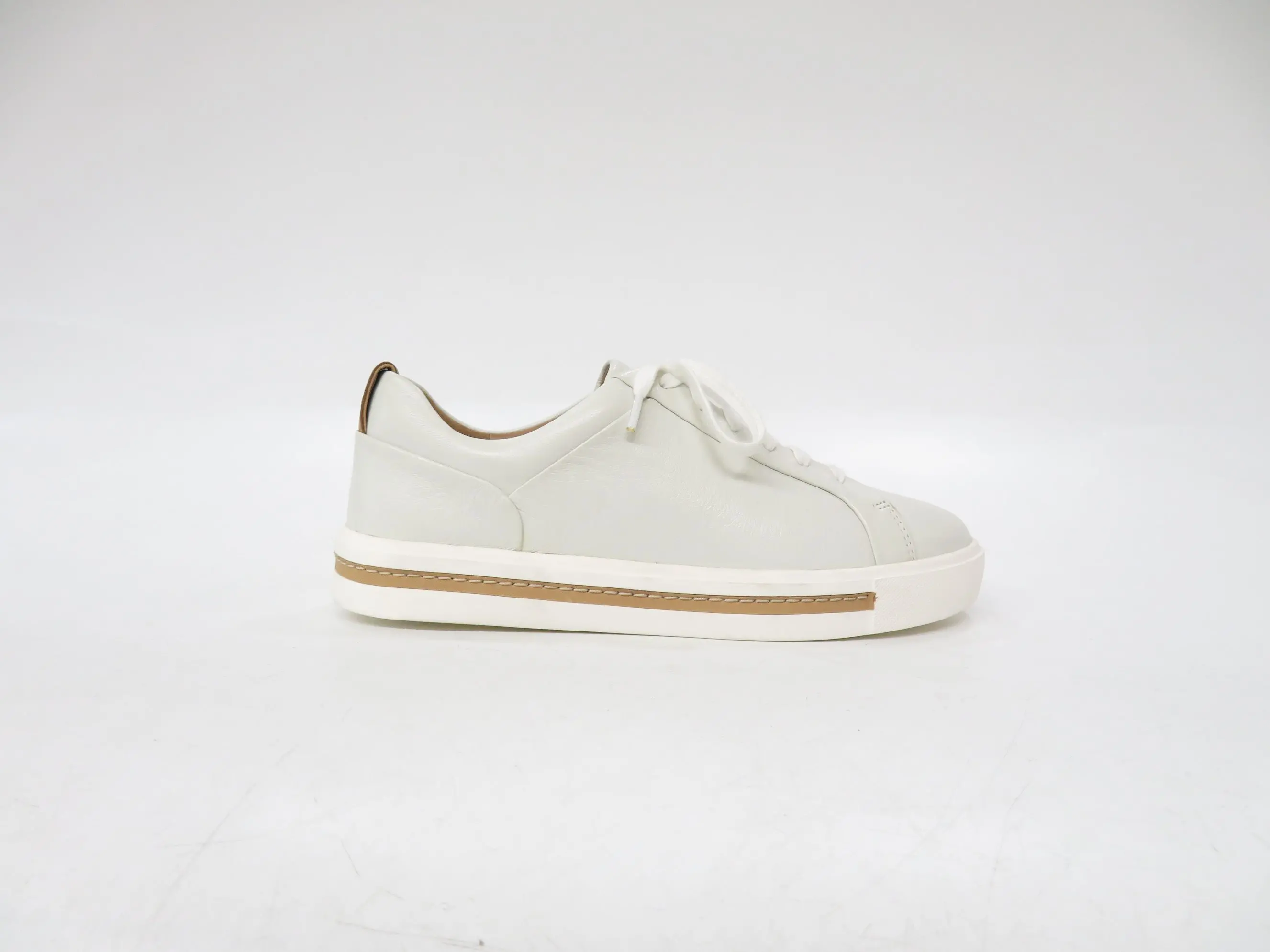 sport shoes