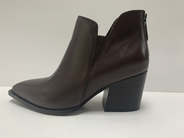 leather shoe
